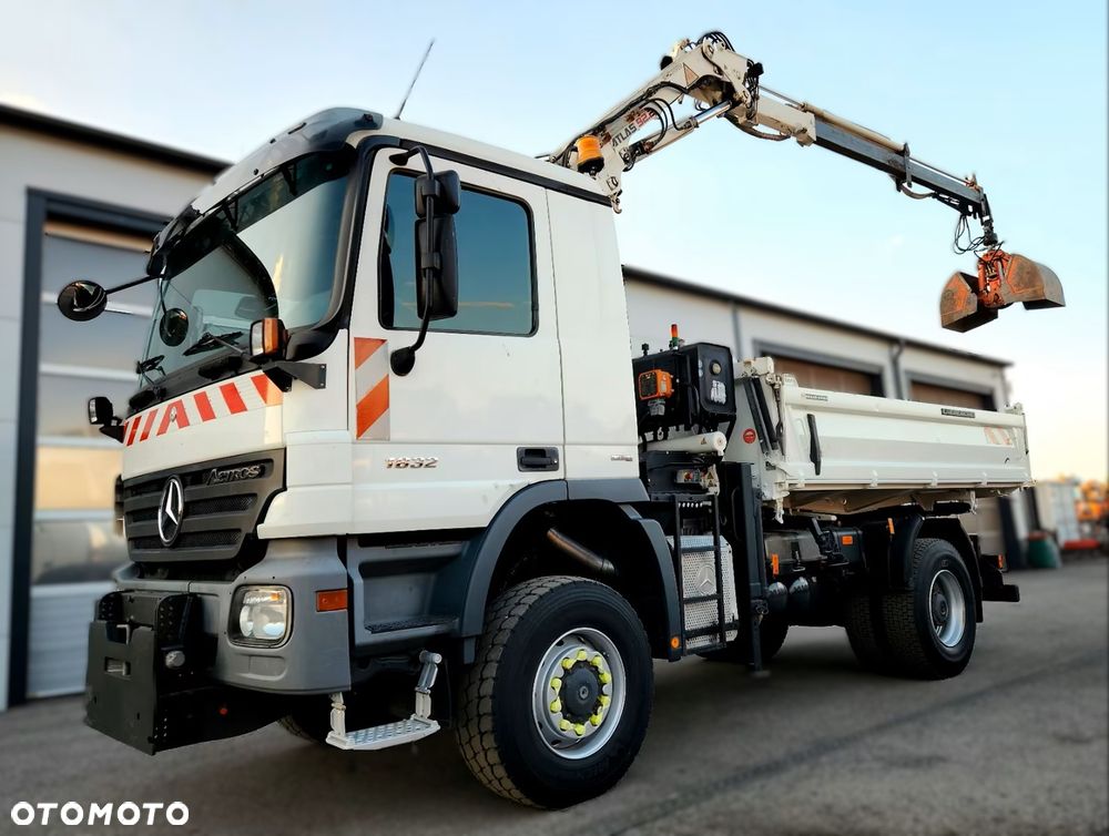 Mercedes-Benz Actros 1832 AK 4x4 – wywrotka 3-stronna MEILLER + HDS ATLAS 92.2 A2 – sterowanie radiowe - 4