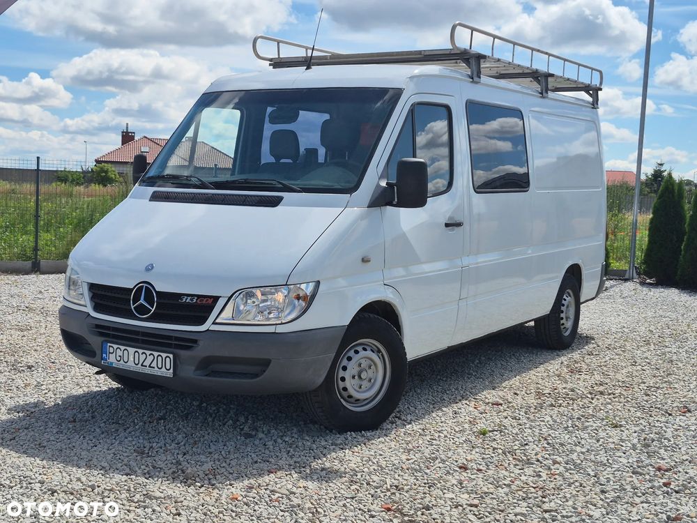 Mercedes-Benz Sprinter - 1