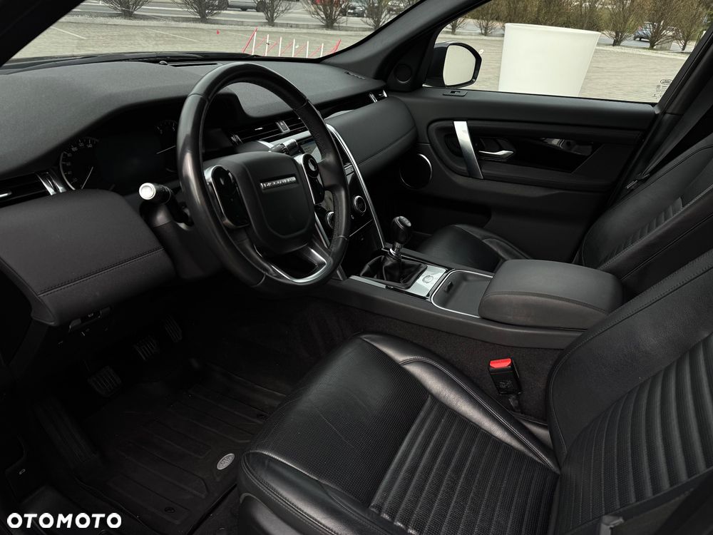 Land Rover Discovery Sport 2.0 TD4 HSE Luxury 129g - 27