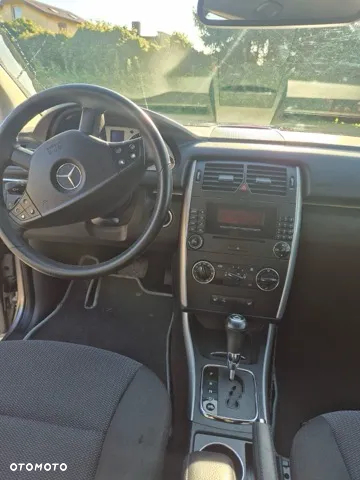 Mercedes-Benz Klasa B 170 Autotronic Special Edition - 22