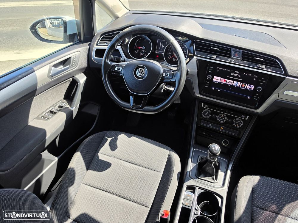 VW Touran 1.6 TDI Confortline - 15