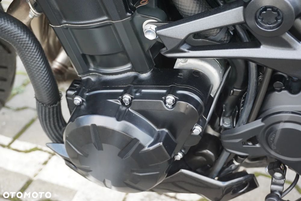 Kawasaki Z 900 - 22