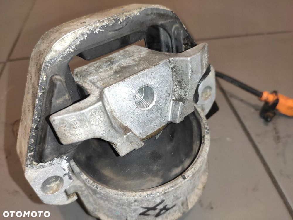 AUDI 3.0 TDI CRT A7 4G8 PODUSZKA SILNIKA PRAWA LEWA CZUJNIK ZDROWA ORYG - 8