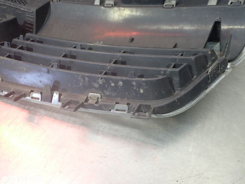 GRILL ATRAPA OPEL ZAFIRA B 13136136 - 10