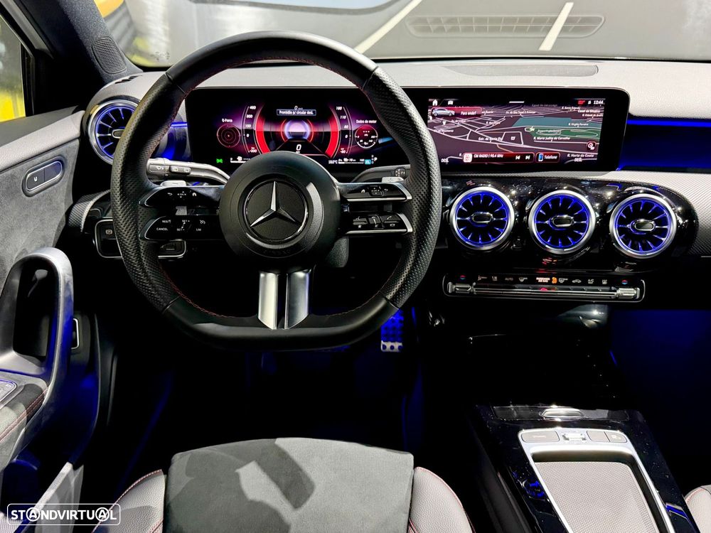 Mercedes-Benz A 250 e - 21