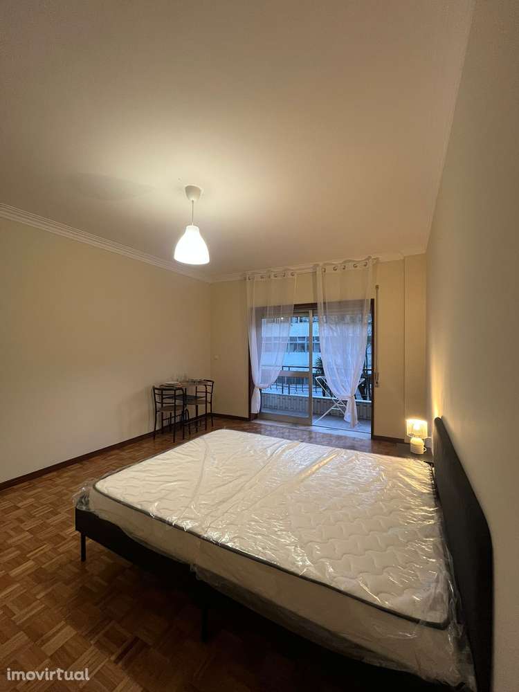 Quartos em apartamento à universidade do Minho - Grande imagem: 3/17
