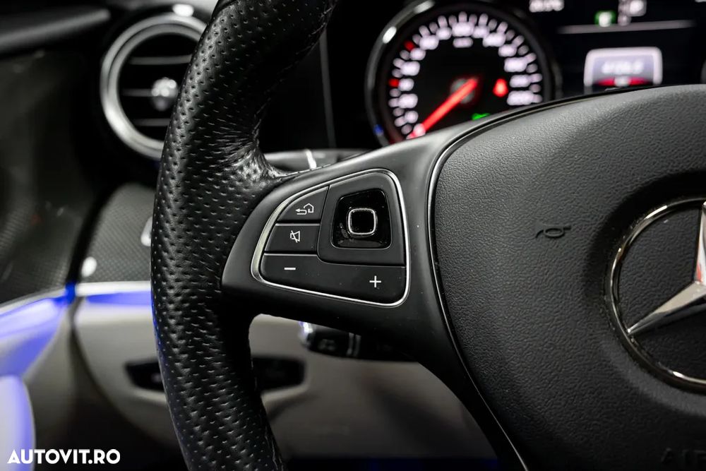 Mercedes-Benz E 220 d 9G-TRONIC AMG Line - 36