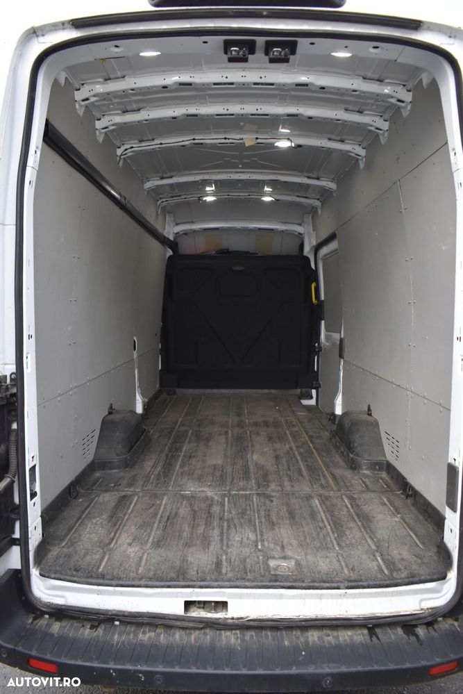 Ford Transit - 8