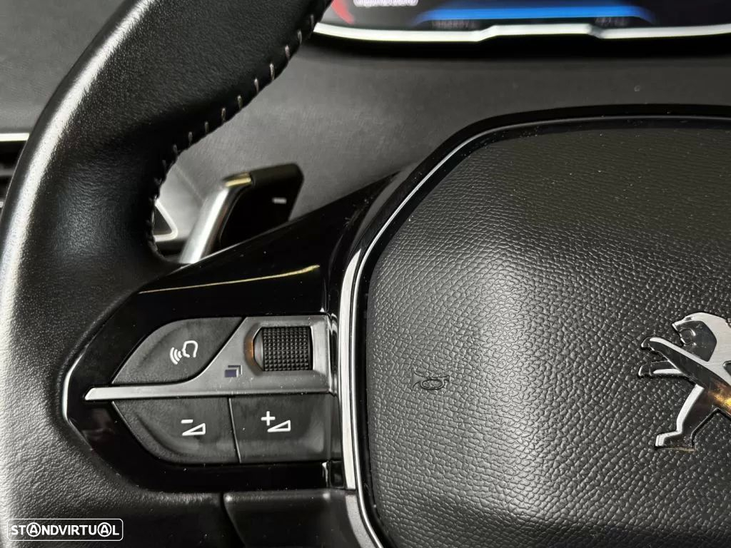 Peugeot 5008 BlueHDI 130 EAT8 Active Pack - 26