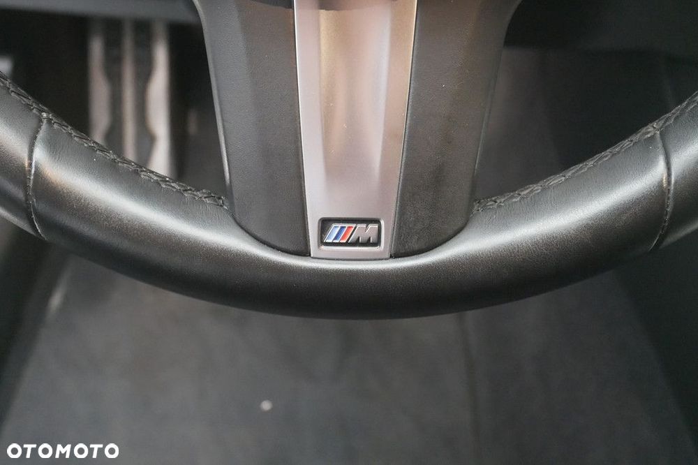 BMW Seria 3 - 34