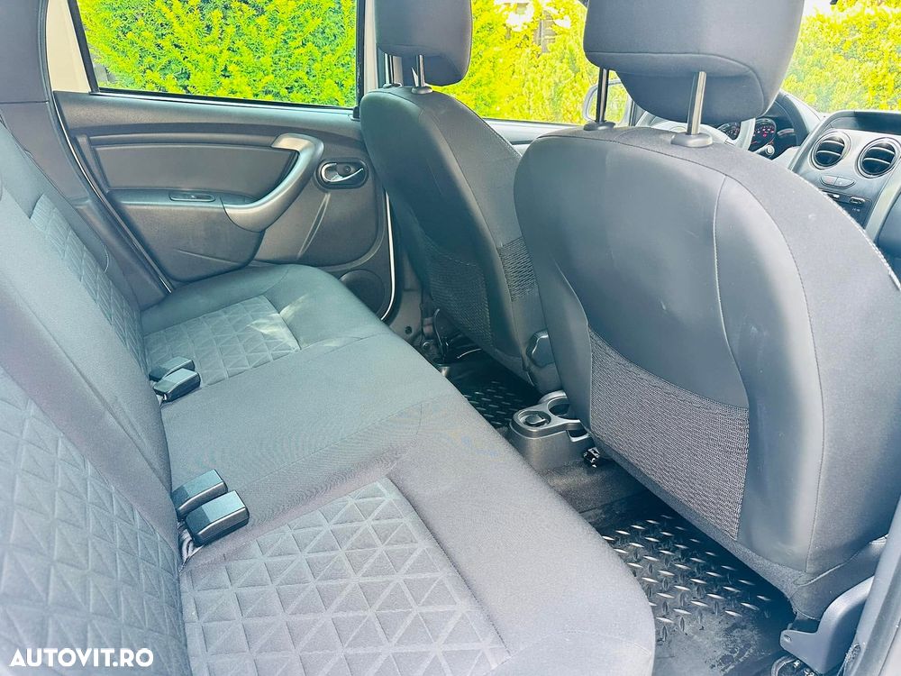 Dacia Duster 1.5 dCi 4x4 Prestige - 9