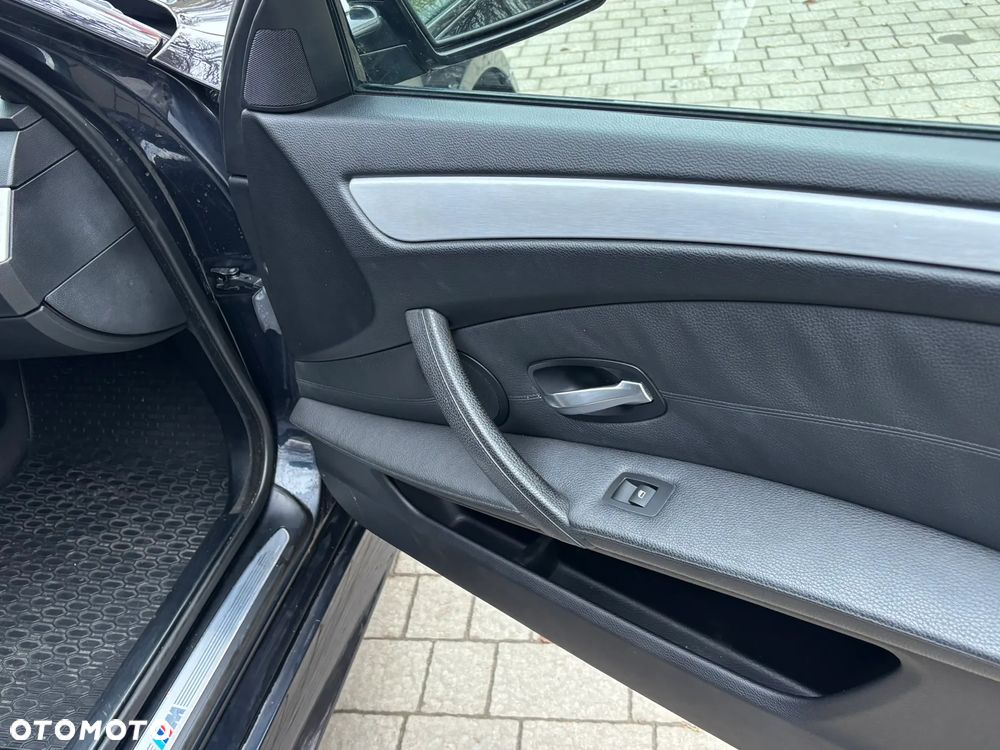 BMW Seria 5 530d - 14