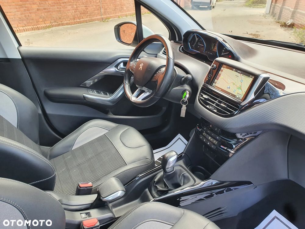 Peugeot 2008 PureTech 110 Stop&Start Allure - 10