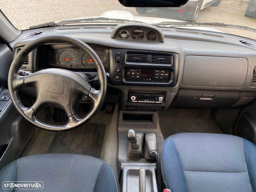 Mitsubishi L200 2.5 TD CD Strakar - 17