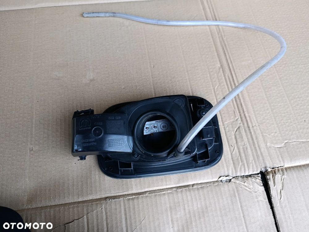 JEEP COMPASS II 2 1.3 HYBRID KLAPKA POKRYWA WLEWU PALIWA - 2