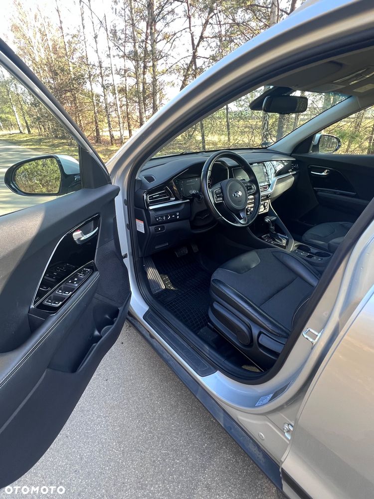Kia Niro ver-1-6-gdi-hybrid-xl - 16