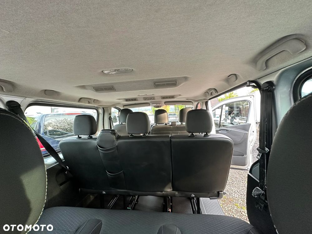 Opel Vivaro - 22