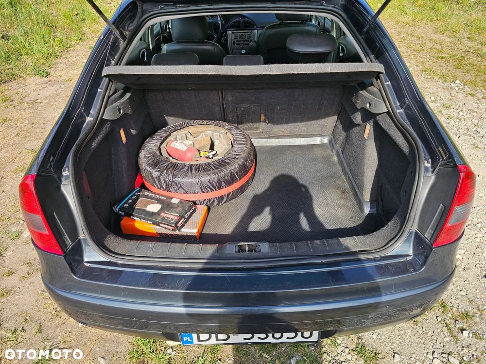 Citroën C5 II 1.8i 16V - 19
