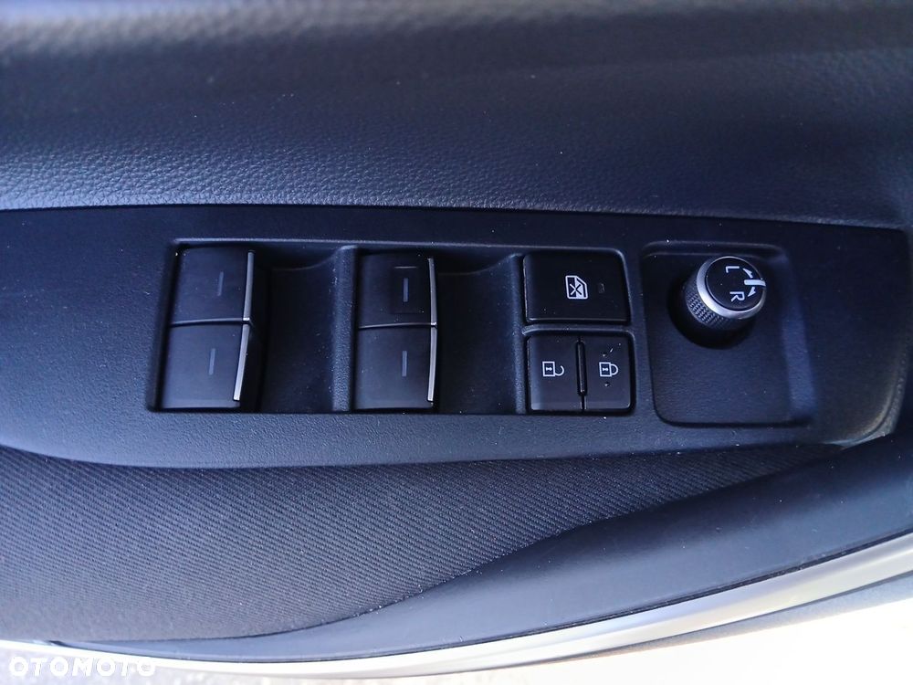 Toyota Corolla 1.8 Hybrid Comfort - 41