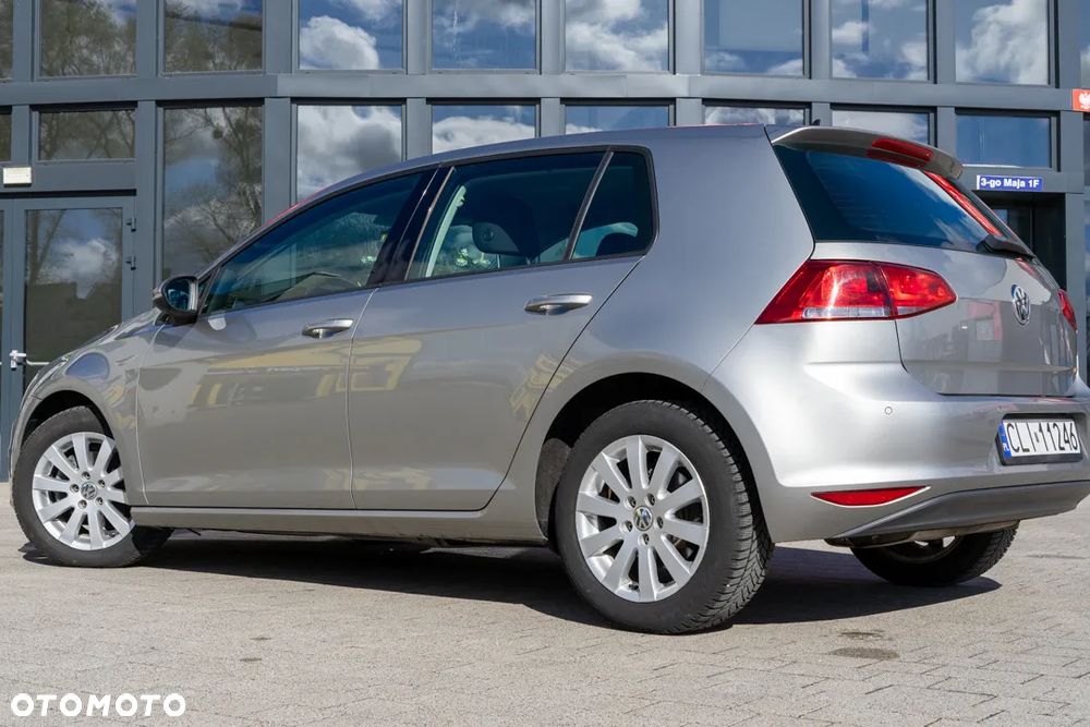 Volkswagen Golf 1.2 TSI BMT Trendline - 21