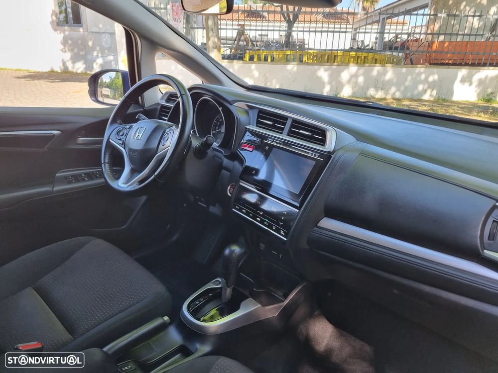 Honda Jazz 1.3 I-VTEC Elegance CVT - 24