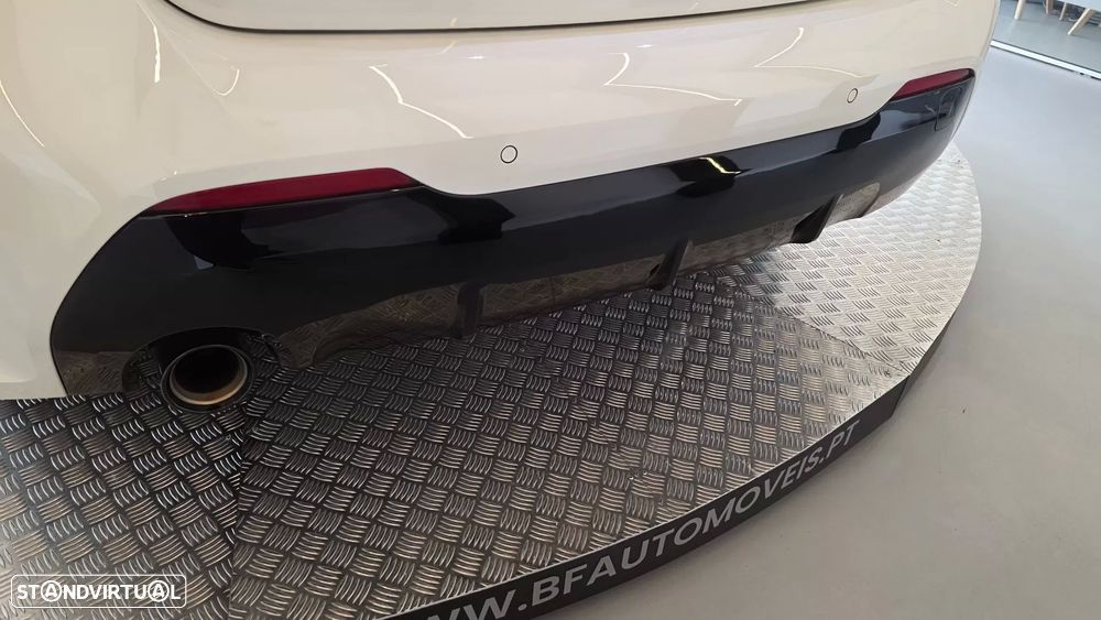 BMW 118 i Pack Desportivo M Auto - 22