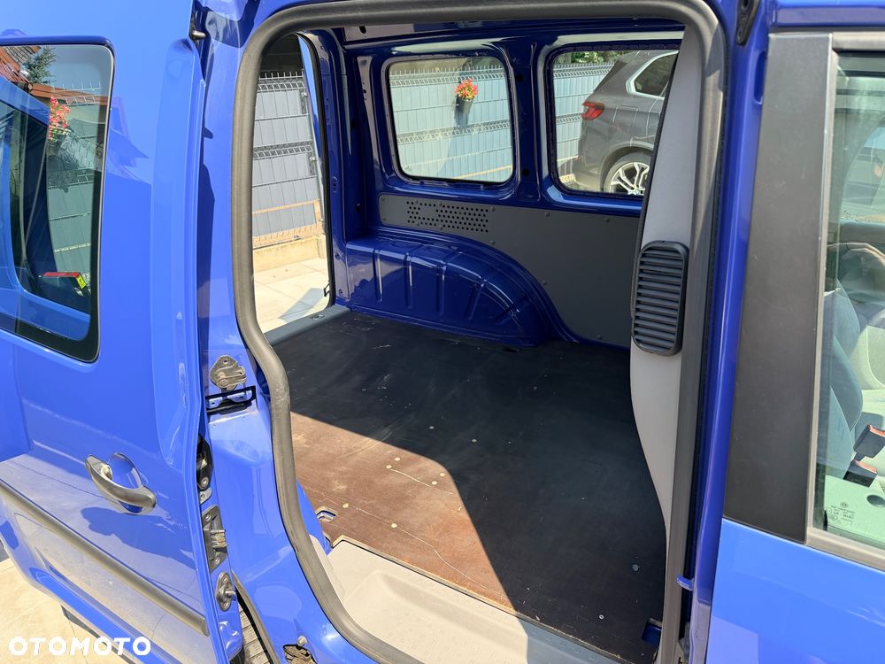Volkswagen CADDY - 17