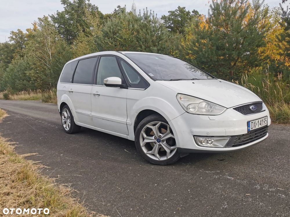 Ford Galaxy - 10