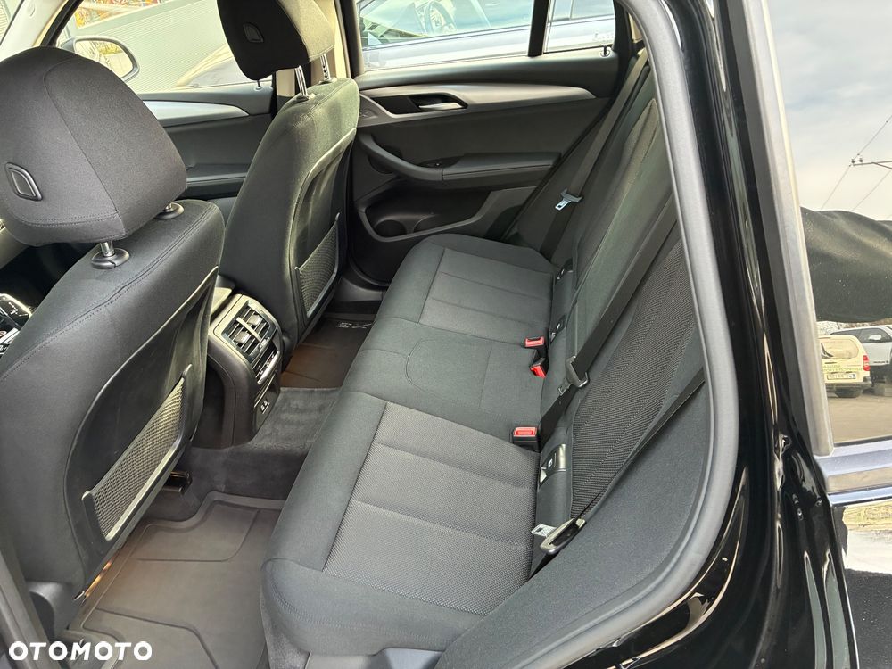 BMW X3 xDrive20d MHEV Business Edition - 10