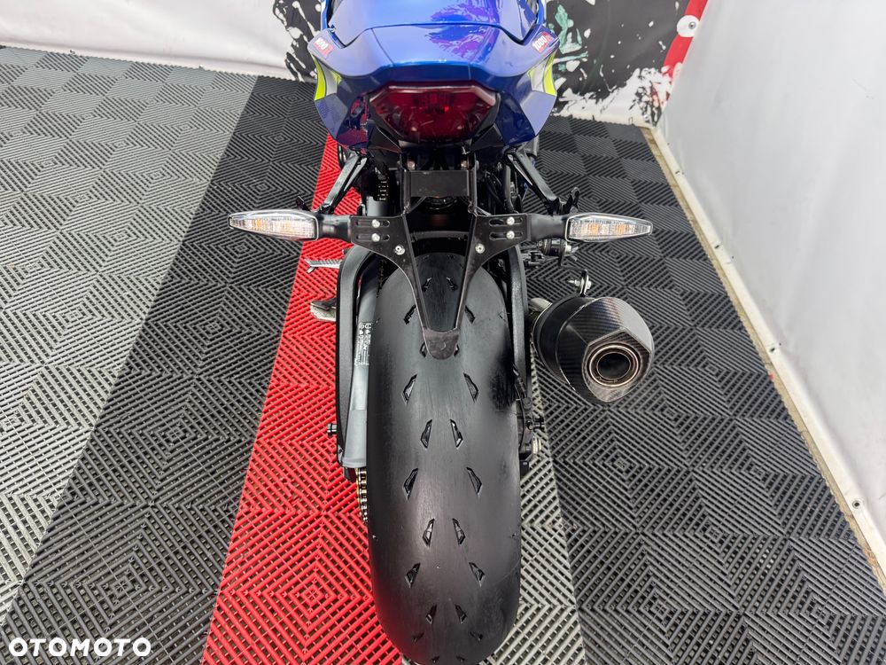 Suzuki GSX-R - 20