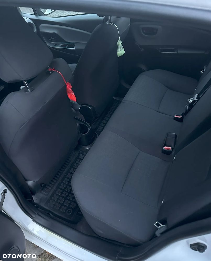 Toyota Yaris 1.5 Active - 16