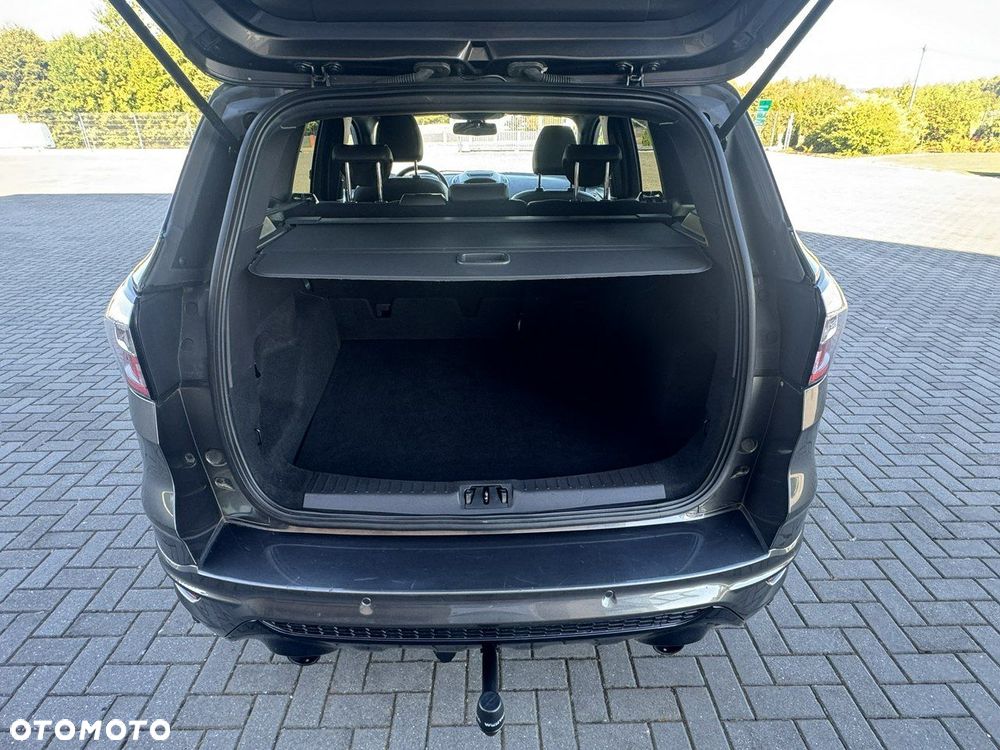 Ford Kuga - 13