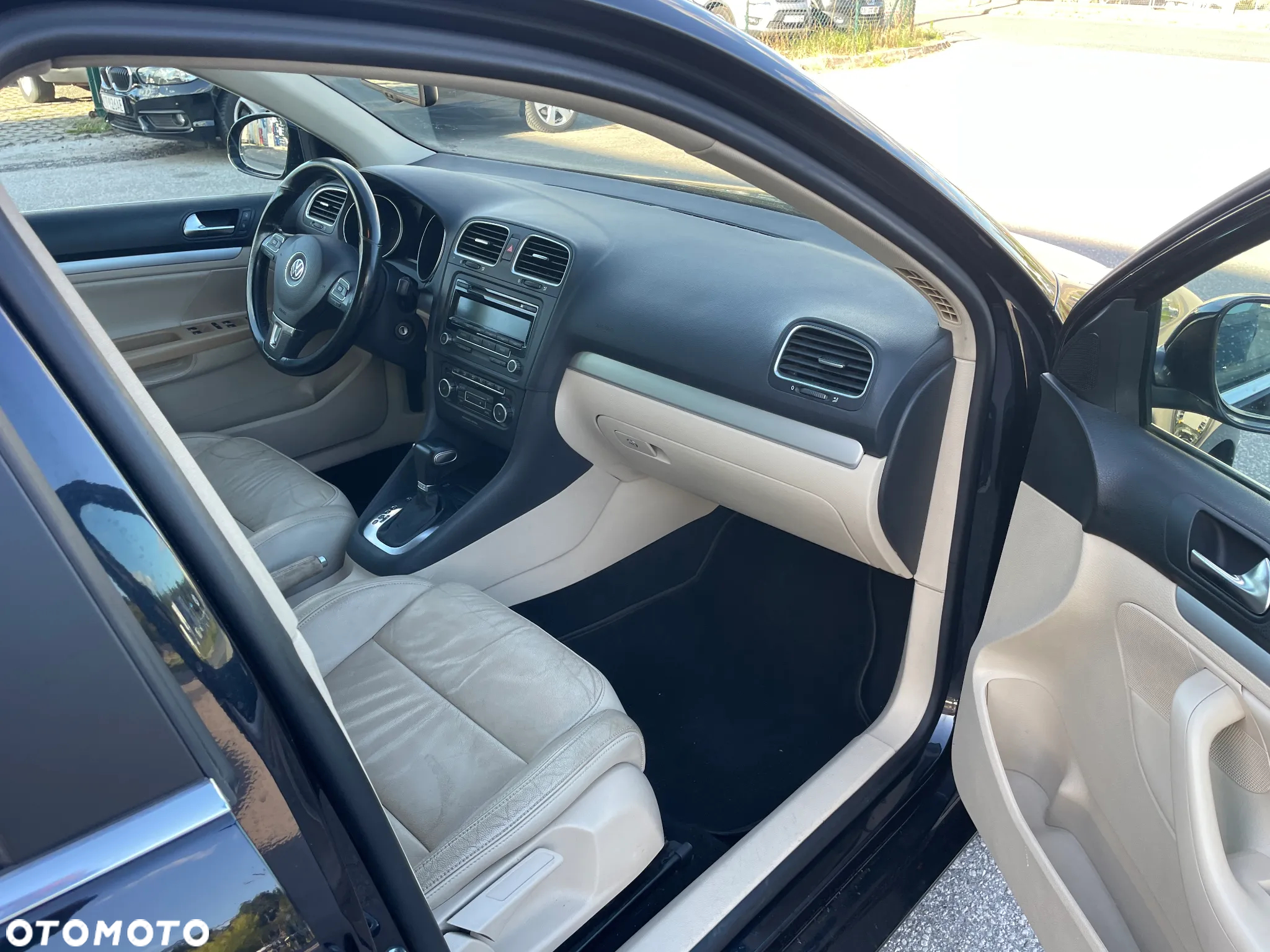 Volkswagen Golf 2.0 TDI DPF DSG Comfortline - 9