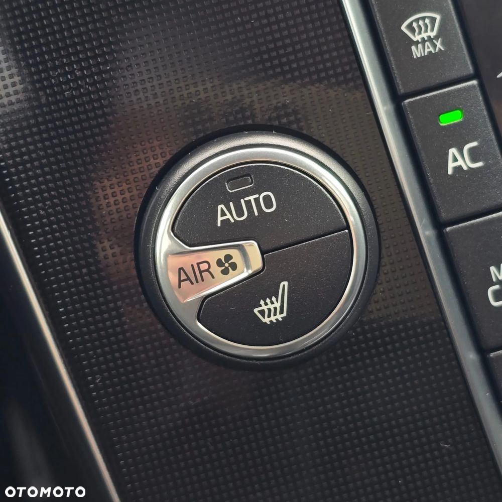 Volvo V40 D2 Drive-E Summum - 23