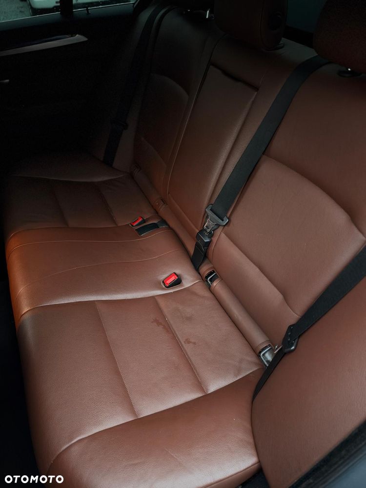 BMW Seria 5 - 10