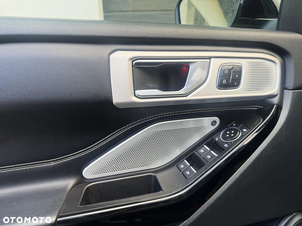 Ford Explorer 3.0 EcoBoost PHEV 4WD ST-Line - 10