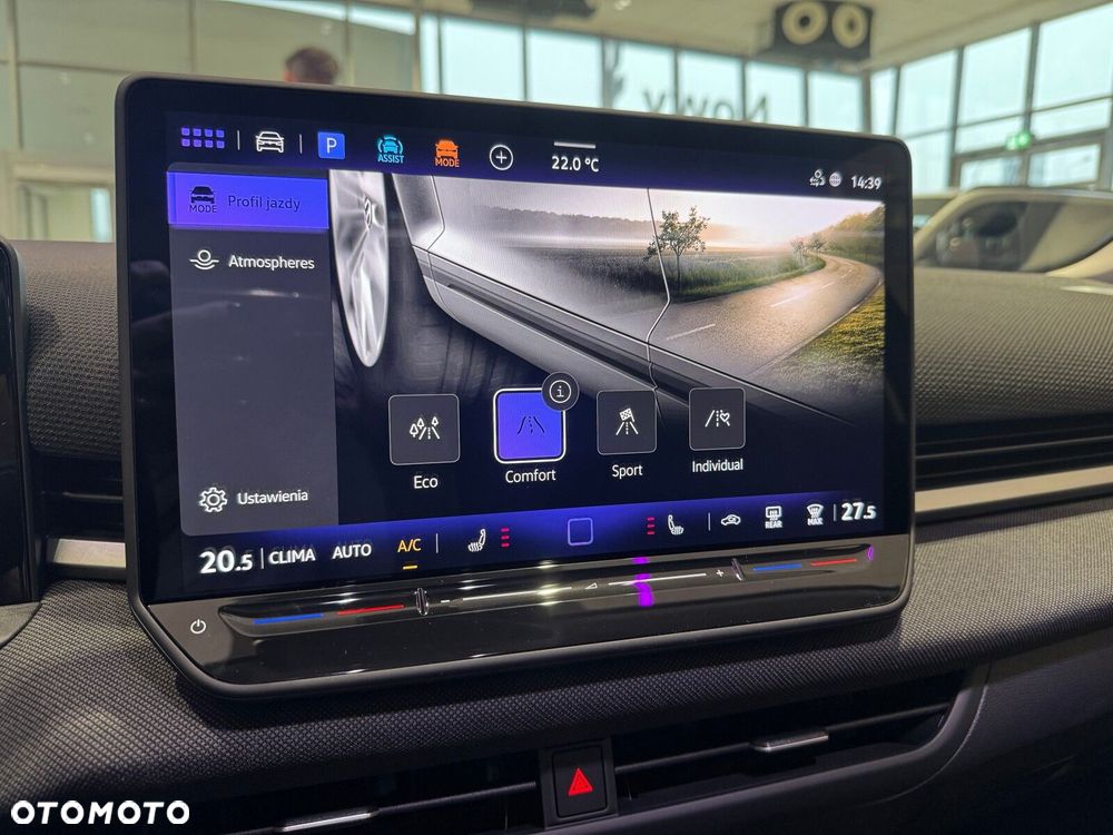 Volkswagen T-Roc 1.5 eTSI Life DSG - 13