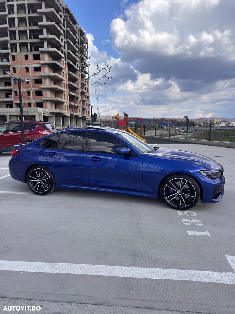 BMW Seria 3 330i AT M Sport - 8