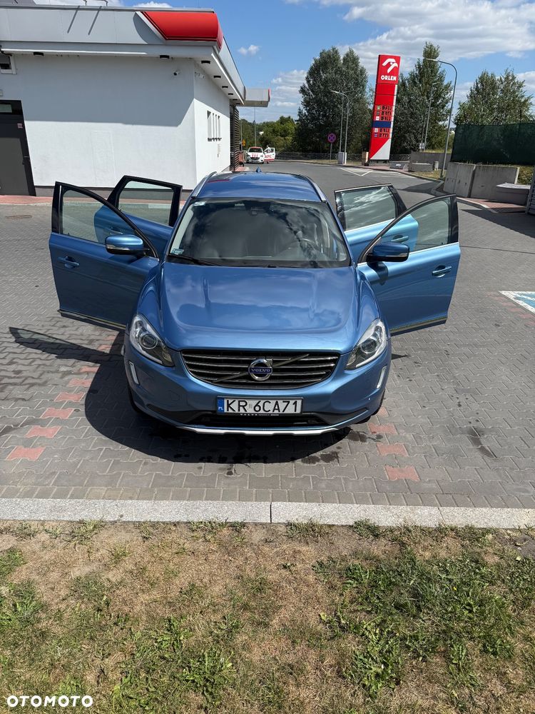 Volvo XC 60 D4 AWD Summum - 3