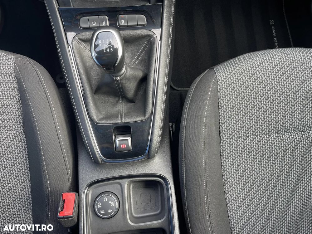 Opel Grandland X - 11