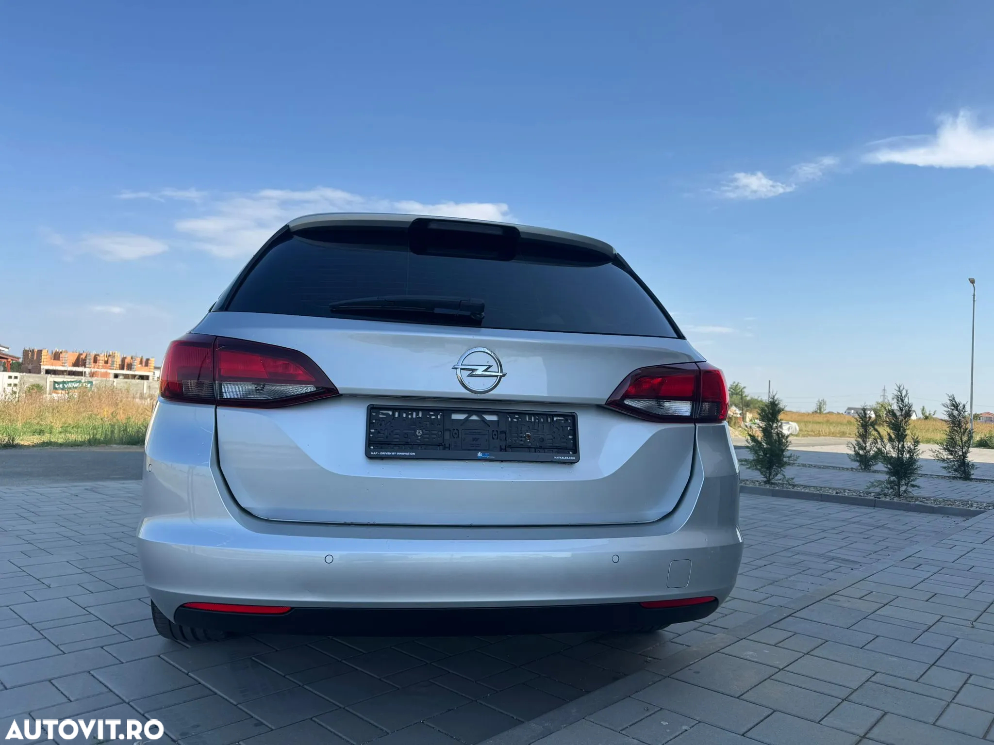 Opel Astra 1.5 D Start/Stop Sports Tourer Edition - 21