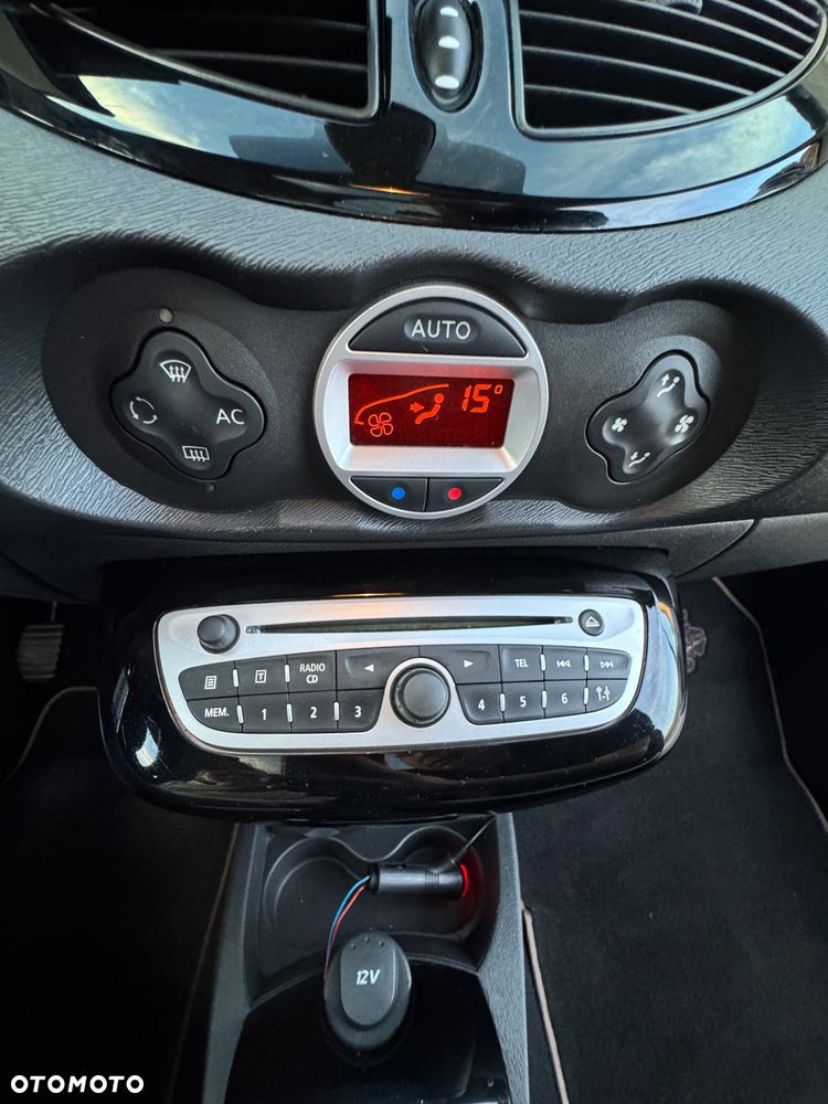 Renault Twingo 1.2 LEV 16V 75 Miss Sixty - 22