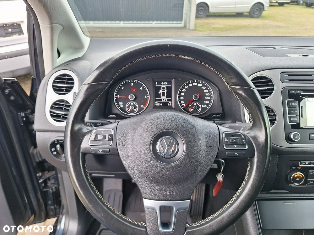 Volkswagen Golf Plus 1.6 TDI DPF MATCH - 24