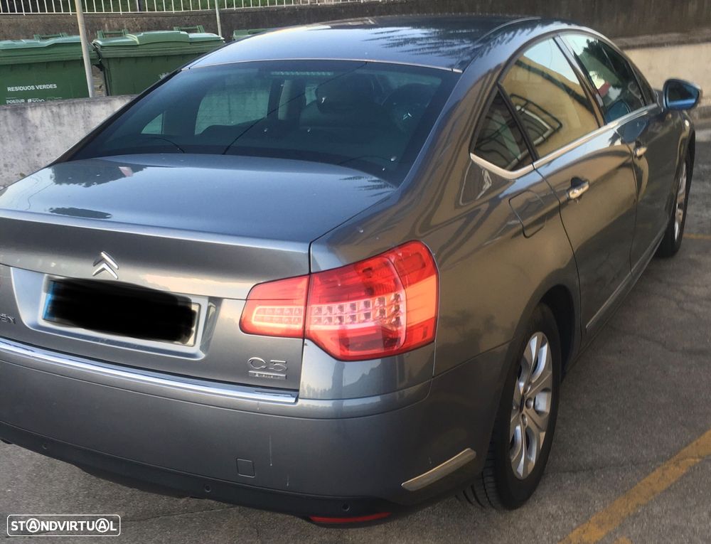 Citroën C5 2.0 HDi Exclusive Auto - 6