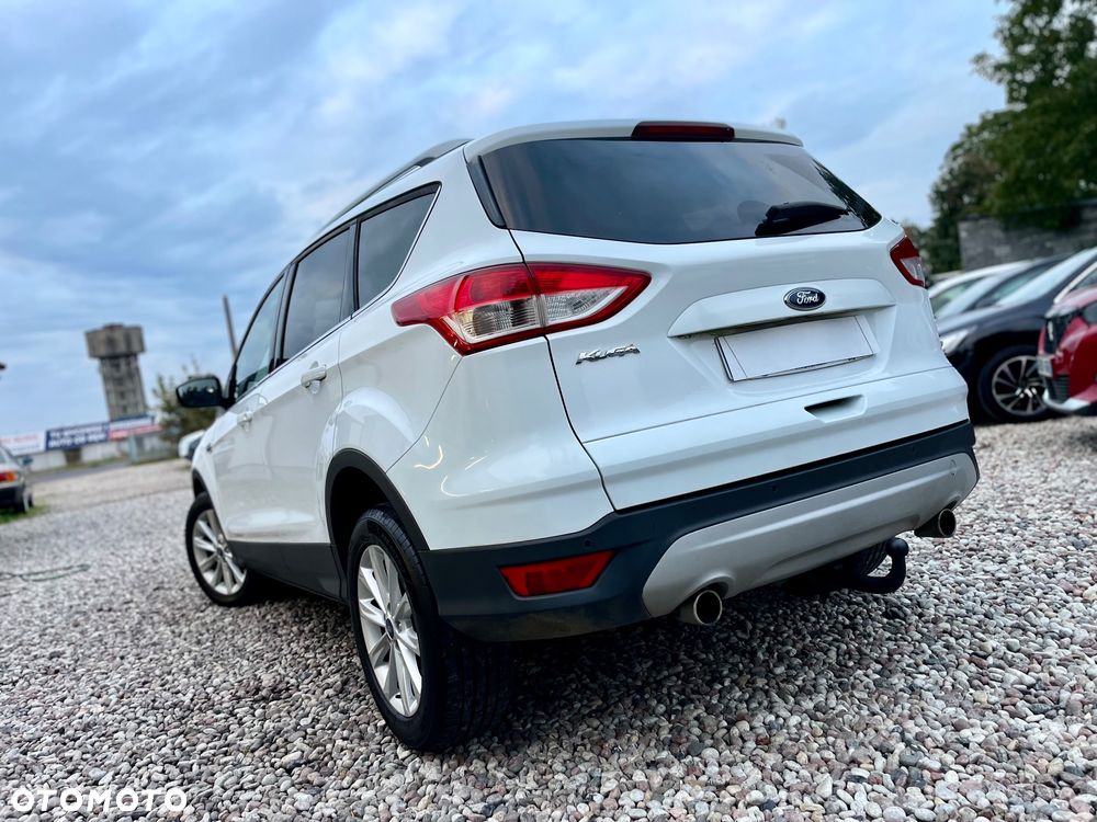Ford Kuga 2.0 TDCi 2x4 Titanium - 4