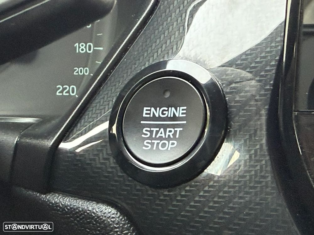Ford Fiesta 1.0 EcoBoost S&S ST-LINE - 20