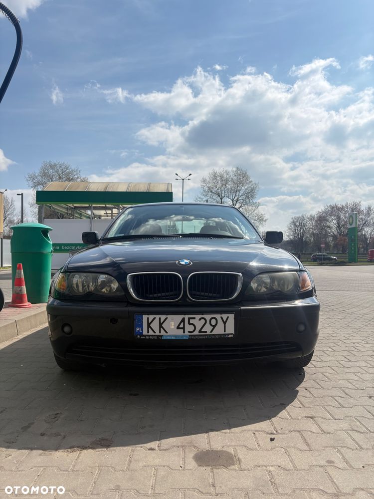 BMW Seria 3 318i - 6
