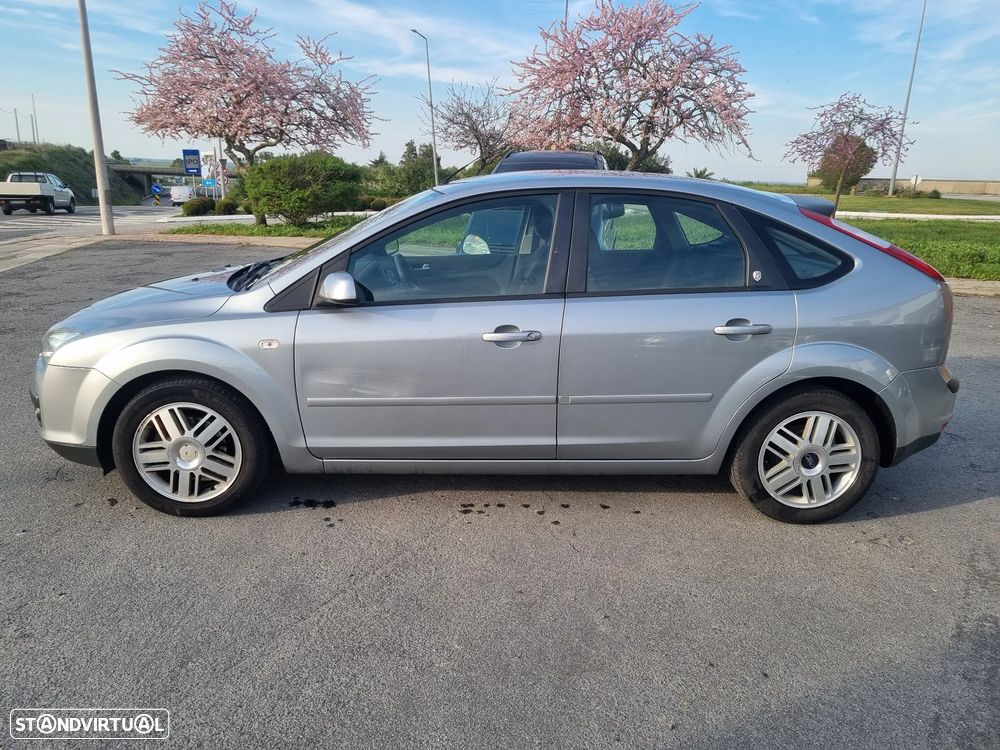 Ford Focus 1.6 TDCi Ghia - 7