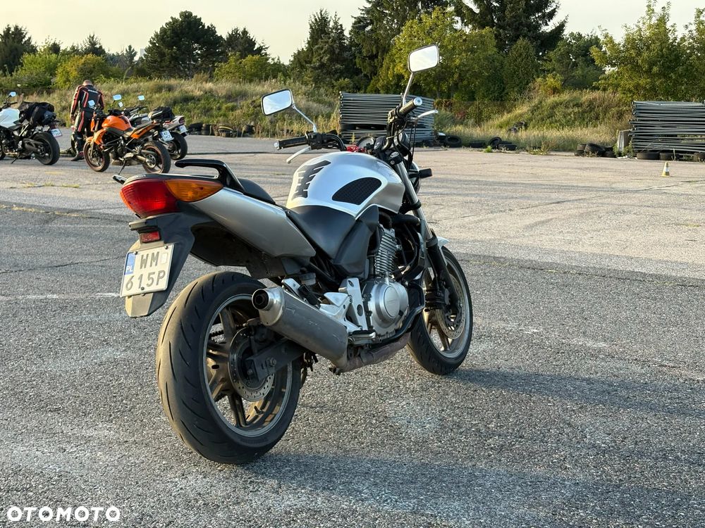 Honda CBF - 6