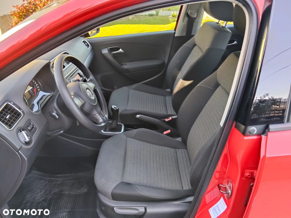 Volkswagen Polo 1.4 Comfortline - 23